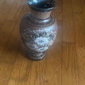 Beautiful Flower Vase brown 9”